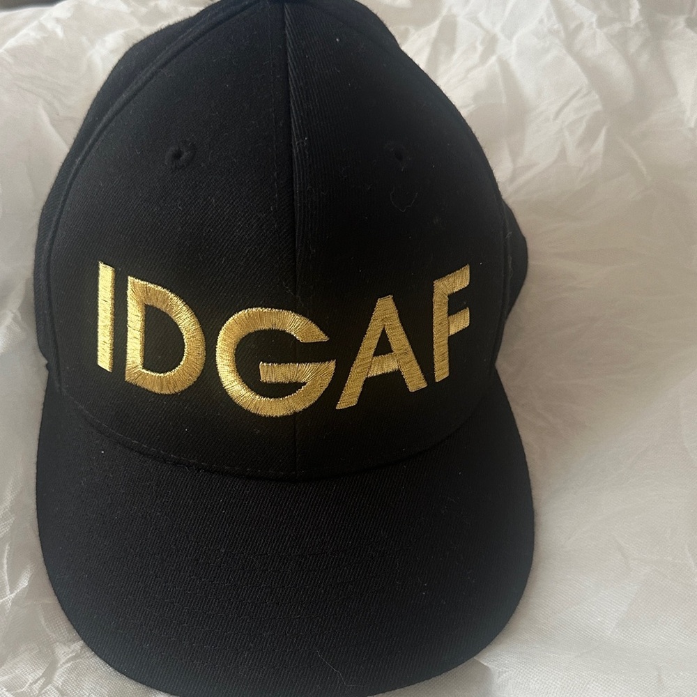 Black and Gold Cap